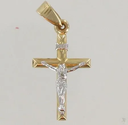 Ristiriipus, korkeus 32mm, 585 kelta-ja valkokulta, paino 1,0g Paino: 1   g
