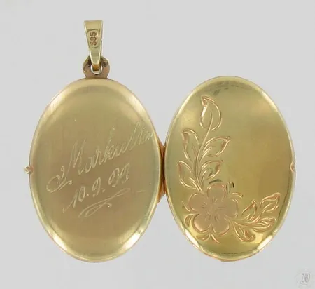 Medaljonkiriipus, kaiverrettu, korkeus 32mm, käytön jälkiä, 585br, paino 3,4g Paino: 3,4 g