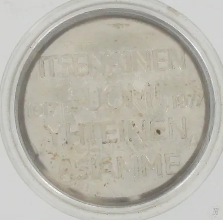 Juhlaraha, Itsenäinen Suomi 60 vuotta, 10mk, 1917-1977, 500, paino 21,7g Paino: 21,7 g