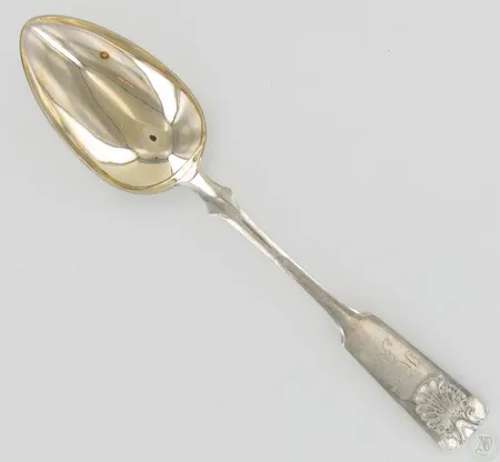 Tarjoilulusikka, Musla, kaiverrettu, korkeus 250mm, 813, paino 66,5g Paino: 66,5 g