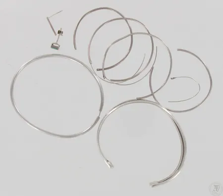 Viallisia hopeakoruja, 800-925br, paino 34,4g Paino: 34,4 g