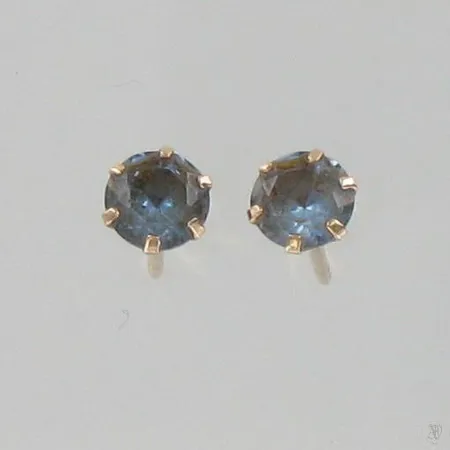 Kivikorvanapit, korkeus 5mm, taustat puuttuu, 585, paino 0,5g Paino: 0,5 g