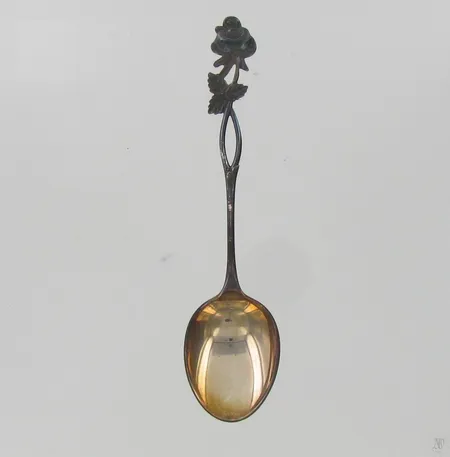 Jälkiruokalusikka, Ruusu, 830, paino 24,1g Paino: 24,1 g