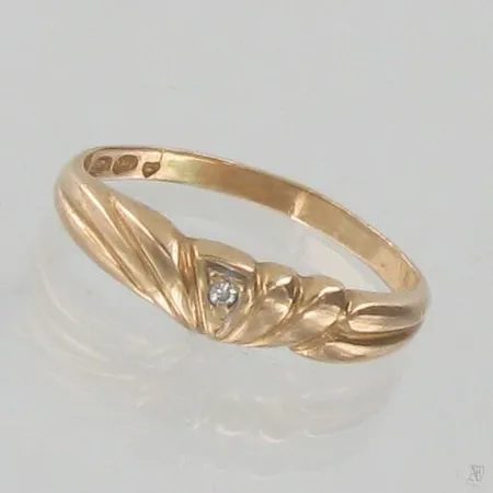 Timanttisormus 1xn.0.005ct, koko 15¾, käytön jälkiä, 585, paino 1,4g Paino: 1,4 g