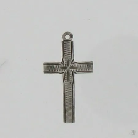 Ristiriipus, käytön jälkiä, korkeus 29mm, 900, paino 1,0g Paino: 1   g