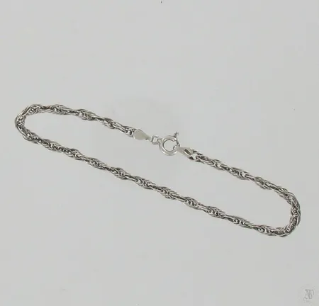 Ranneketju, käytön jälkiä, pituus 185mm, 925, paino 2,6g Paino: 2,6 g