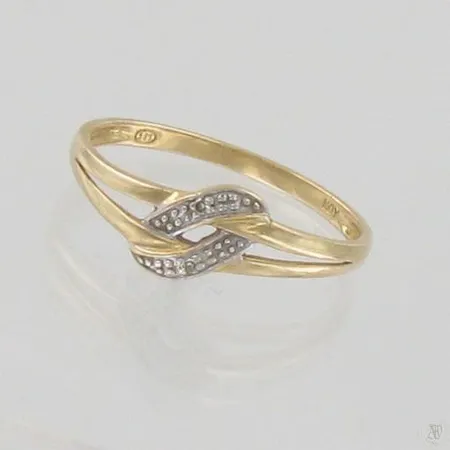 Timanttisormus 2xn. 0.005ct, koko 18, 585, paino 1,4g Paino: 1,4 g