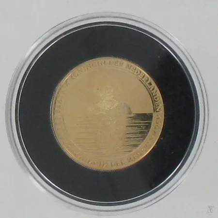 Kultaraha Beatrix Konigin Der Nederlanden vuodelta 2010, nimellisarvo 10 euroa, 900, paino 6,7g Paino: 6,7 g