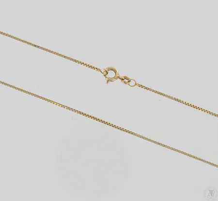 Venetsiakaulaketju, pituus 39,5cm, 585, paino 2,6g Paino: 2,6 g