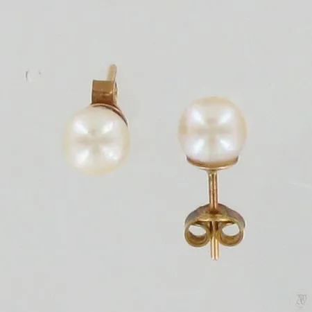 Helmikorvakorut, 585br, paino 1,5g Paino: 1,5 g