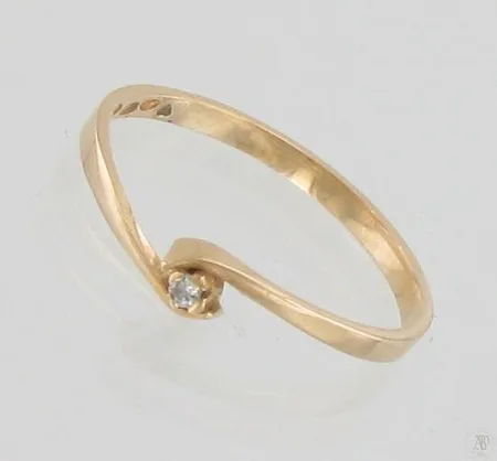 Timanttisormus 1xn.0.02ct, koko 18¼, 585, paino 1,2g Paino: 1,2 g