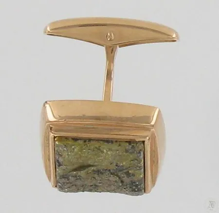 Kivikalvosinnappi, 585br, paino 6,5g Paino: 6,5 g