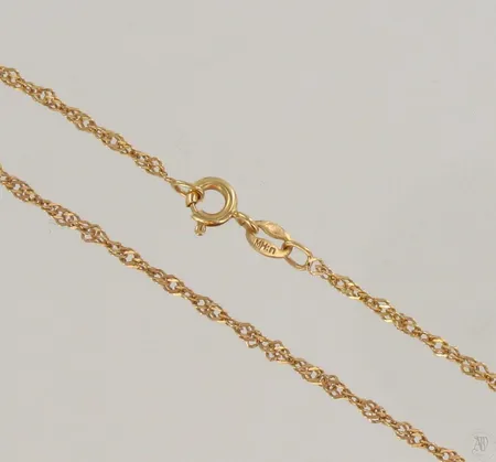 Singaporekaulaketju, pituus 45cm, 585, paino 2,6g Paino: 2,6 g