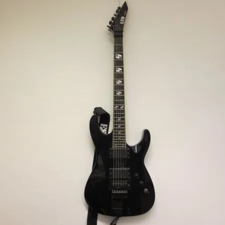 Sähkökitara ESP LTD Jeff Hanneman Signature JH-600 , kova laukku