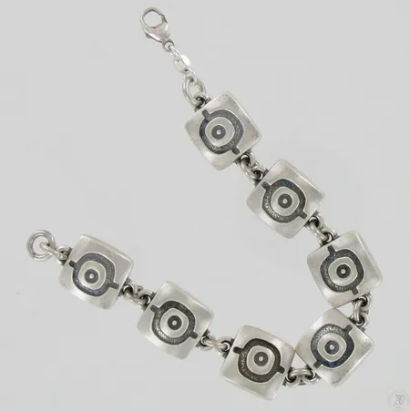 Rannekoru, Kalevala Koru, pituus 175mm, 925, paino 24,3g Paino: 24,3 g