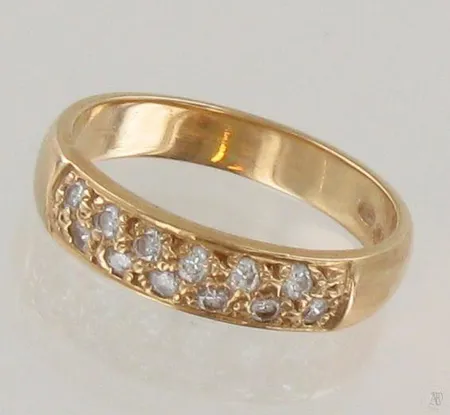Timanttisormus 12xn.0.02ct, koko 17, 750, paino 3,5g Paino: 3,5 g