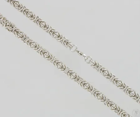 Kuningaskaulaketju, pituus 56cm, leveys 8mm, 925, paino 145,4g Paino: 145,4 g
