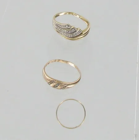 Kolme viallista sormusta, 7xn.0.005ct, 585, paino 3,6g