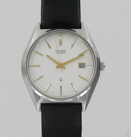 Teräsrannekello Citizen, quartz, käytön jälkiä, taulun Ø 35mm, hihnan pituus 210mm, paristo loppunut