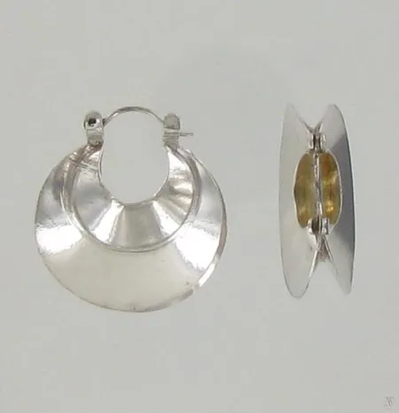Korvakorut, korkeus 36mm, 800, paino 11,4g