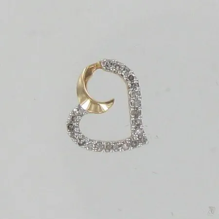 Timanttiriipus 22xn.0.005ct, 585, paino 0,6g Paino: 0,6 g