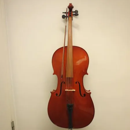 Sello Abertone 4/4, jousi, pehmeä laukku. Nouto ainoastaan myymälästä.