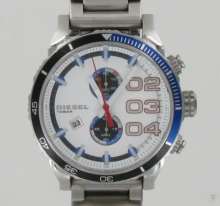 Teräsrannekello Diesel, quartz, 10 bar, taulun Ø 50mm, rannekkeen pituus 185mm