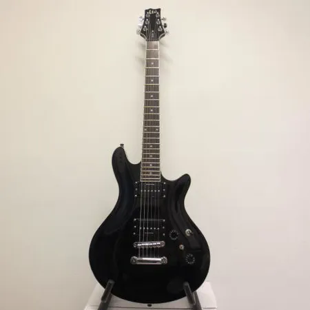 Sähkökitara ESP LTD PB-500, sarjanumero W0807129, Made in Korea, kova laukku. Nouto ainoastaan myymälästä.