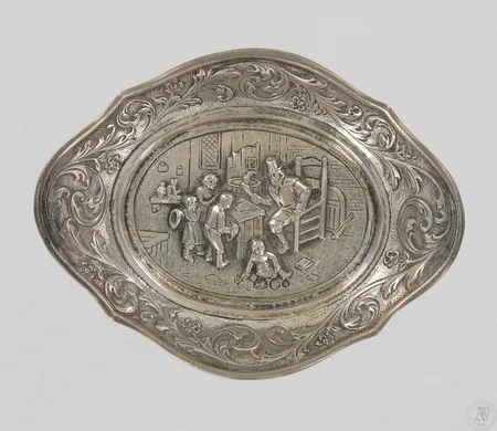 Tuhkakuppi, mitat 85x65mm, Hollanti, vuodelta 1927, 833, paino 23,1g Paino: 23,1 g