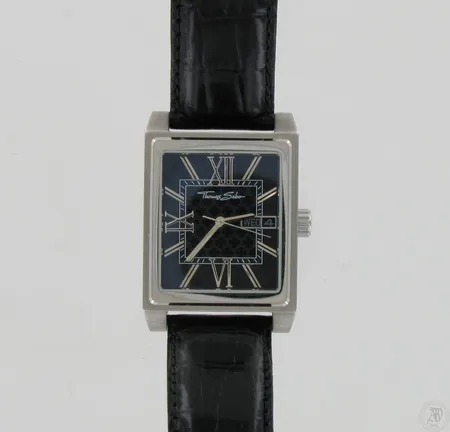 Teräsrannekello Thomas Sabo, quartz, taulussa pieniä naarmuja, taulun mitat 32x46mm, laatikko
