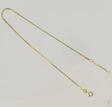 Venetsianilkkaketju, pituus 250mm, 585, paino 2,1g Paino: 2,1 g