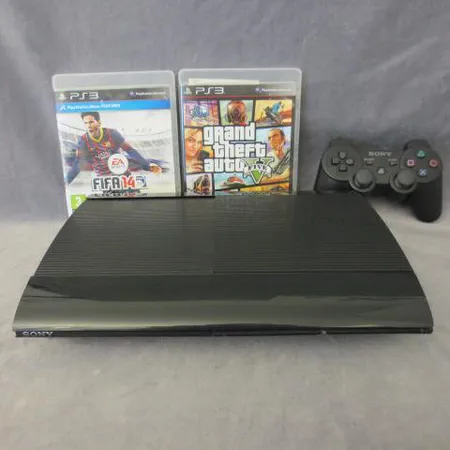 Pelikonsoli Sony Playstation 3, 12gb, ohjain, kaksi peliä