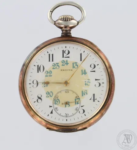 Hopeataskukello Zenith 16 rubis, kaiverrettu, Ø 54mm, 800br, paino 101g, mukana metallinen suojakuori Paino: 101   g