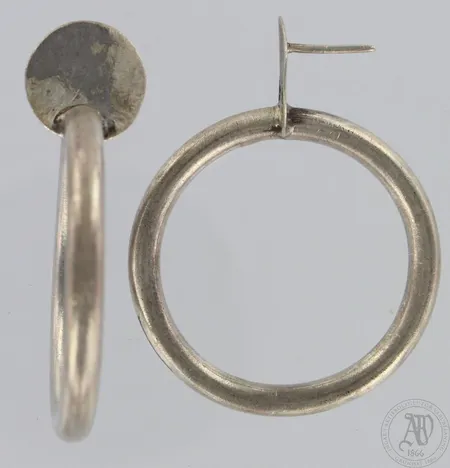 Korvarenkaat, käytön jälkiä, taustat puuttuu, Ø 46mm, 925, paino 11,3g Paino: 11,3 g