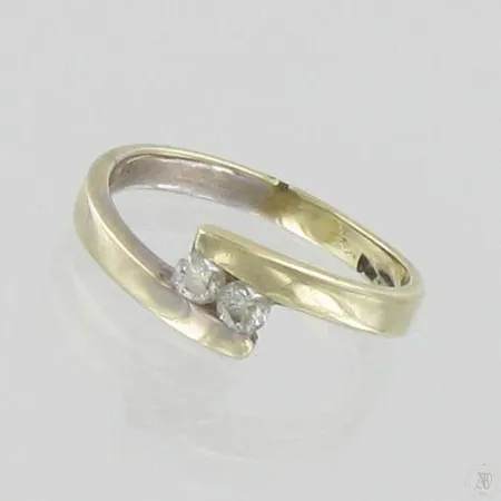 Timanttisormus 2xn.0.05ct, koko 16, 585, paino 2,2g Paino: 2,2 g