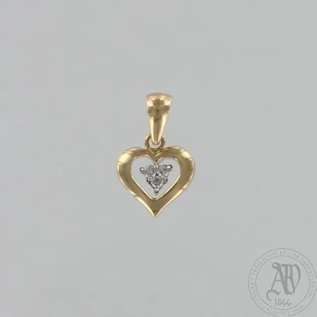 Sydänriipus timanteilla 3xn.0.02ct, korkeus 17mm, 585, paino 1,3g Paino: 1,3 g