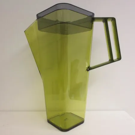 Kannellinen kaadin Iittala, design Alfredo Häberli, korkeus 250mm, muovia.