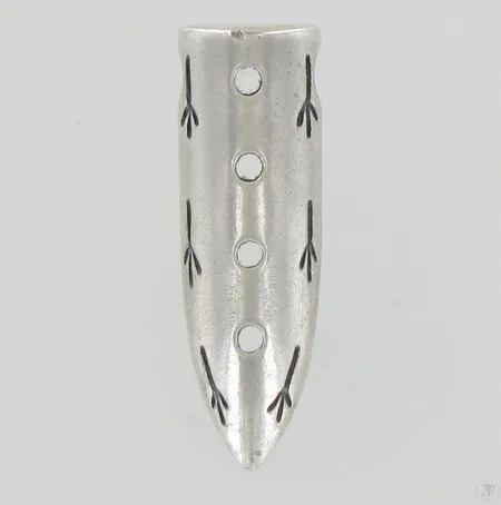Riipus Kalevala Koru, korkeus 42mm, pieni kolhu, 925, paino 8,5g Paino: 8,5 g