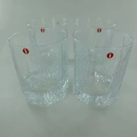 Neljä viskilasia Iittala, Kalinka, design Timo Sarpaneva, korkeus 85mm ja Ø 70mm, laatikko