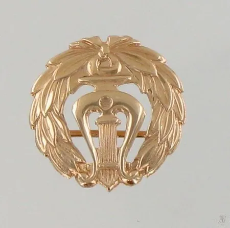 Lyyra, Ø 17mm, 585, paino 0,8g Paino: 0,8 g