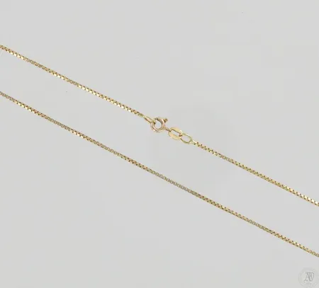 Venetsia-kaulaketju, pituus 43,5cm, 585, paino 3,4g Paino: 3,4 g