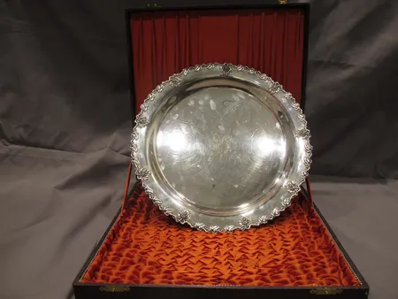 Tarjotin, kaiverrettu, Ø 40cm, 813, paino 1139,3g Paino: 1139,3 g