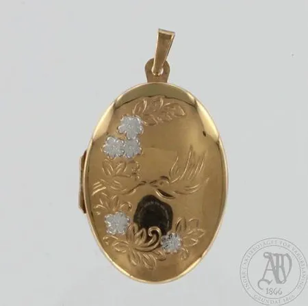 Kuvioitu medaljonki, korkeus 37mm, 585, paino 4,0g Paino: 4   g