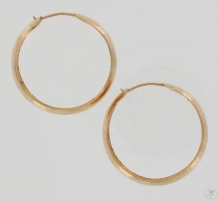Korvarenkaat, Ø 30mm, leveys 10mm, 585, paino 5,1g Paino: 5,1 g