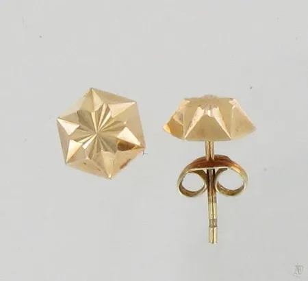 Korvanapit, Ø 7mm, 585, paino 0,7g Paino: 0,7 g