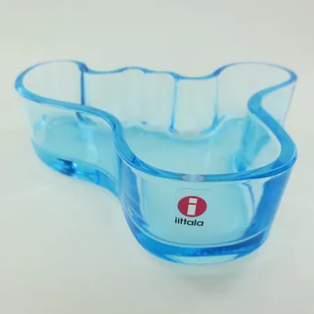 Aalto-maljakko Iittala, design Alvar Aalto, mitat 35x135mm, vaaleansininen