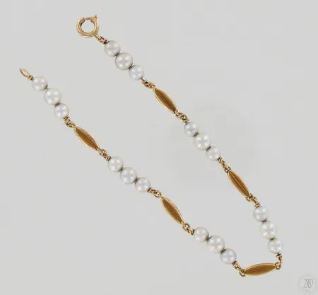 Helmiranneketju, pituus 205mm, 750br, paino 7,3g Paino: 7,3 g
