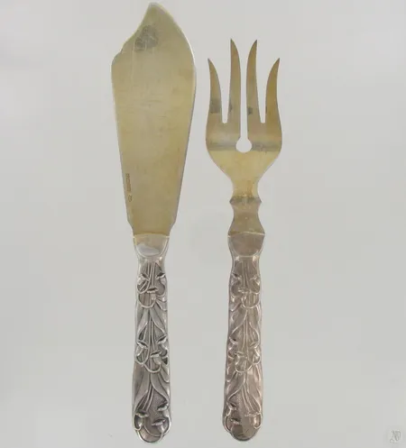 Kakkuottimet, Kielo, 210-230mm, Kultakeskus, vuodelta 1965, 813br, paino 126,5g Paino: 126,5 g
