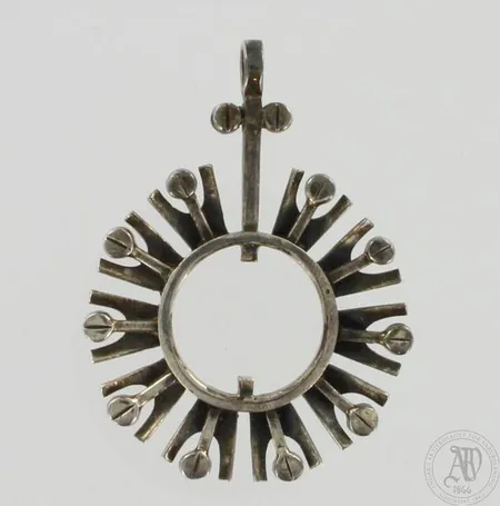 Riipus, Ø 40mm, kultateollisuus v.1970, 830, paino 12,7g Paino: 12,7 g