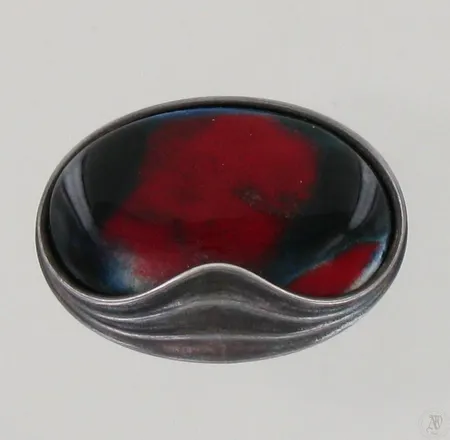 Kivirintaneula Kalevala Koru, koko 25x35mm, vuodelta 1990, 925br, paino 11,2g Paino: 11,2 g